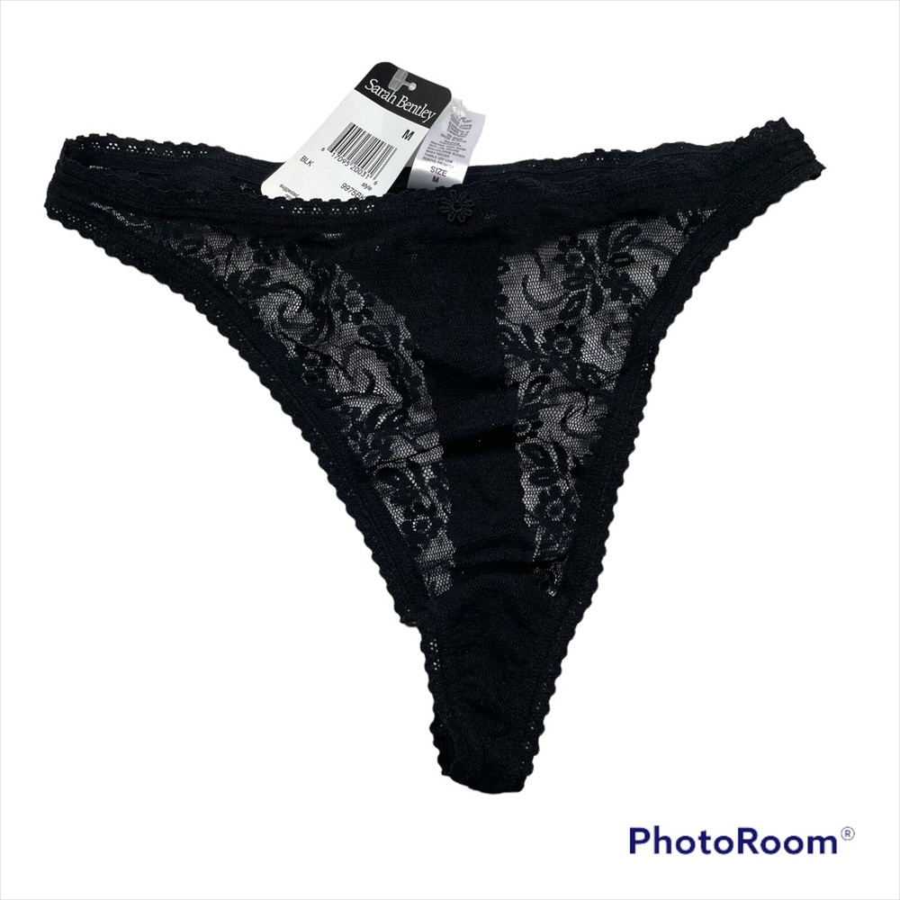 NWT Sarah Bentley black lace thong size M